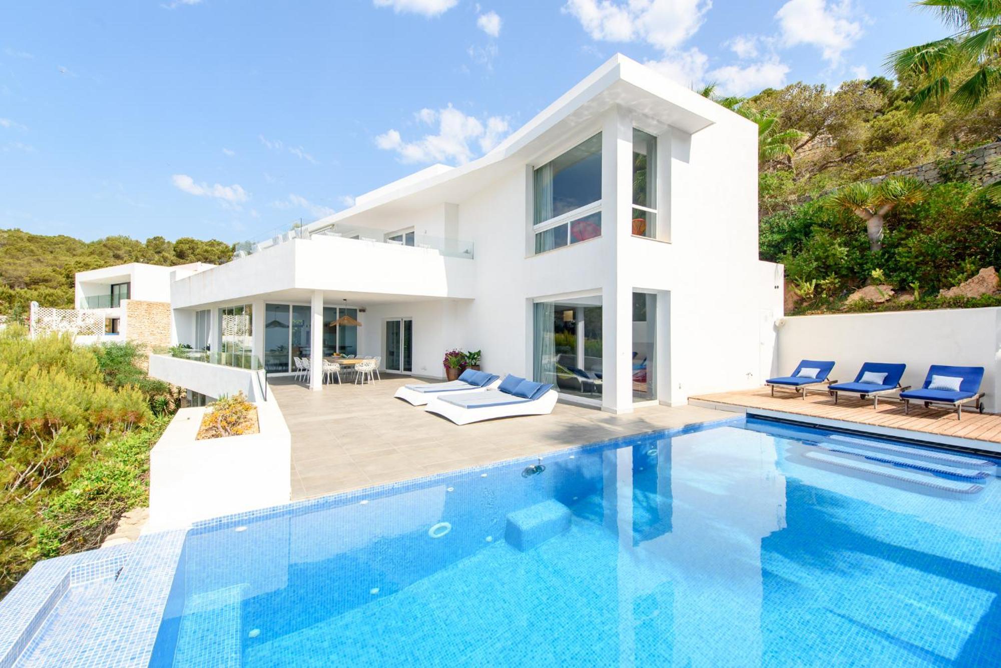 Villa Nineten Roca Llisa Eksteriør billede