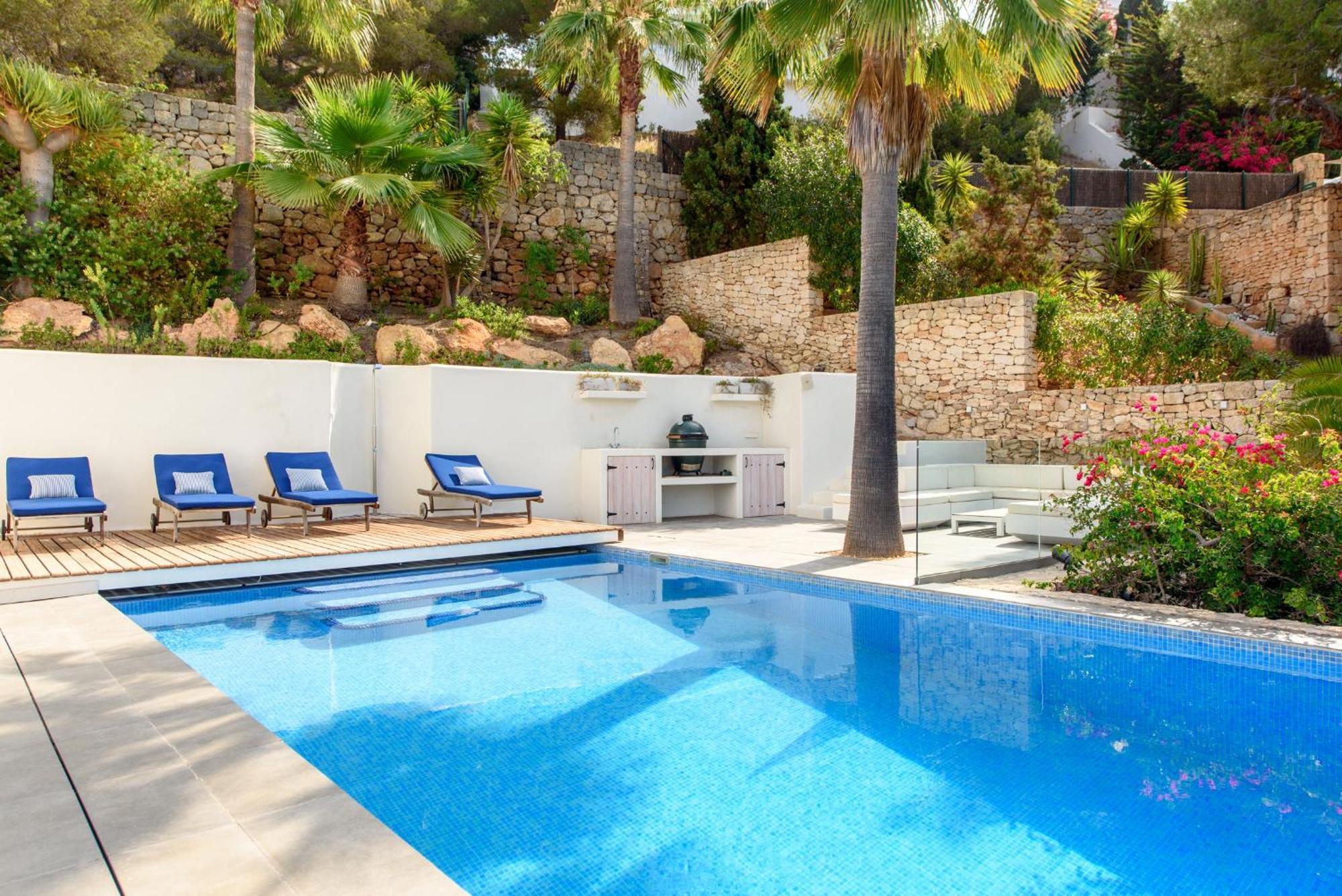 Villa Nineten Roca Llisa Eksteriør billede